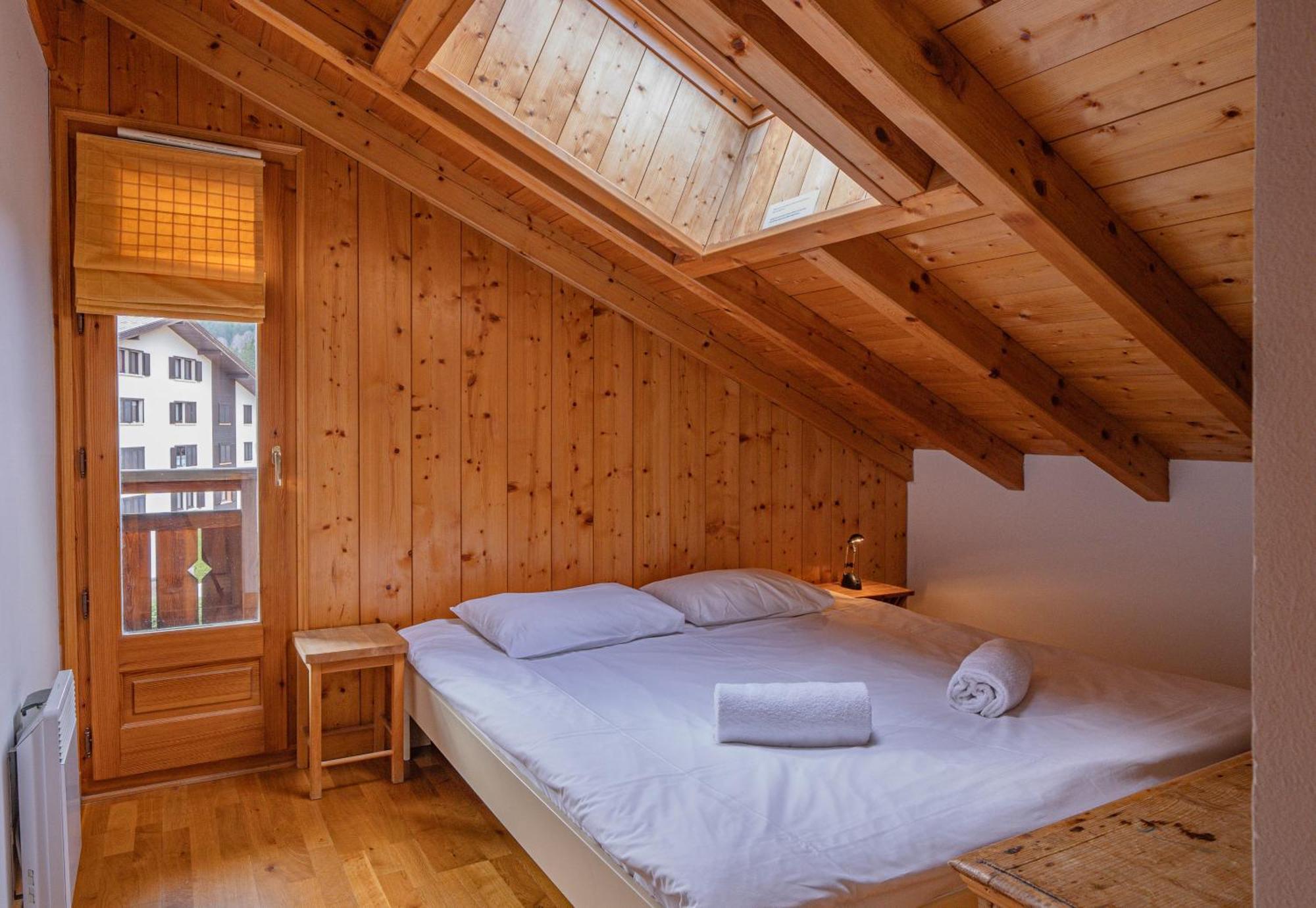 Apartment Capucin - A 3 Bedroom Chamonix Mountain Loft Экстерьер фото