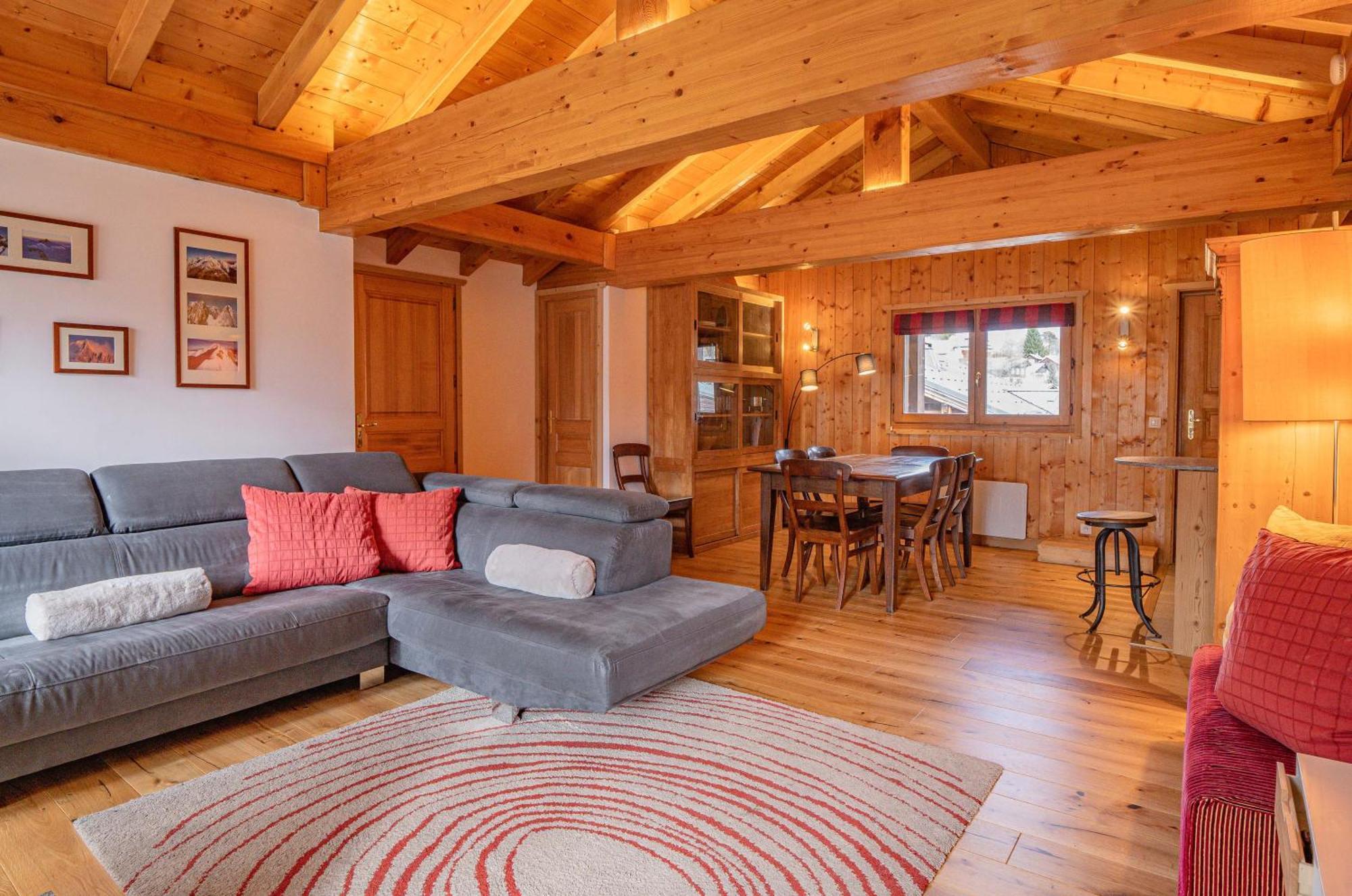 Apartment Capucin - A 3 Bedroom Chamonix Mountain Loft Экстерьер фото