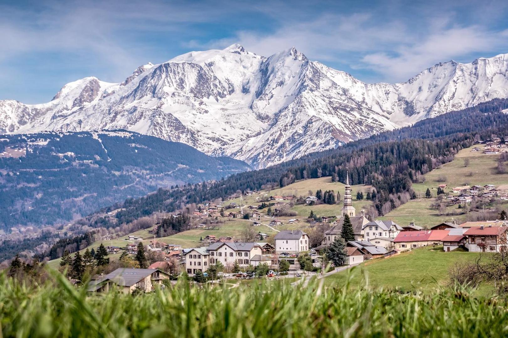 Apartment Capucin - A 3 Bedroom Chamonix Mountain Loft Экстерьер фото