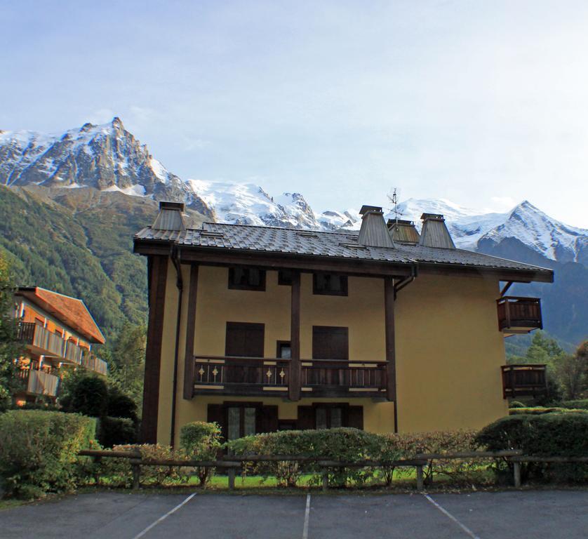 Apartment Capucin - A 3 Bedroom Chamonix Mountain Loft Номер фото