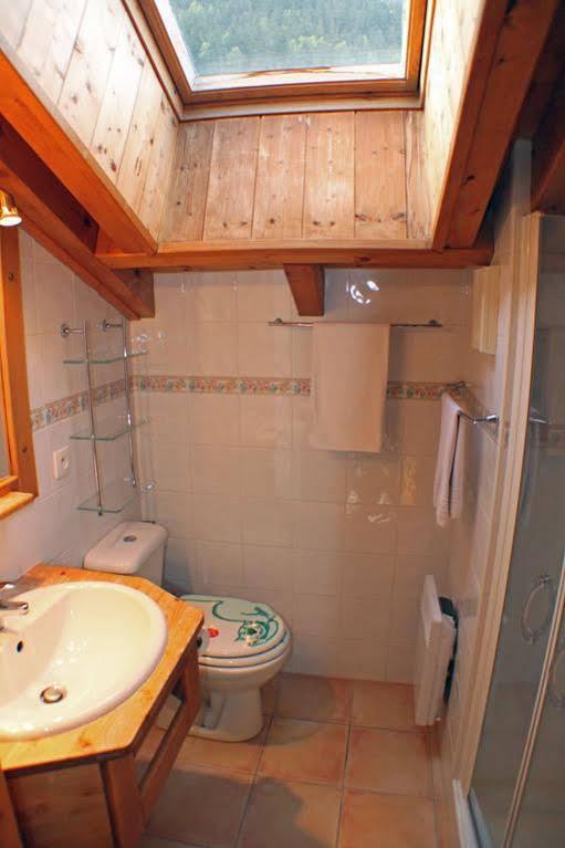 Apartment Capucin - A 3 Bedroom Chamonix Mountain Loft Экстерьер фото